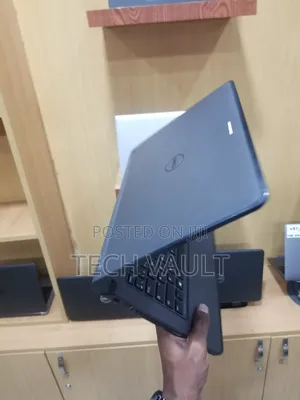 Laptop Dell Latitude 13 3340 4GB Intel Core i3 HDD 500GB