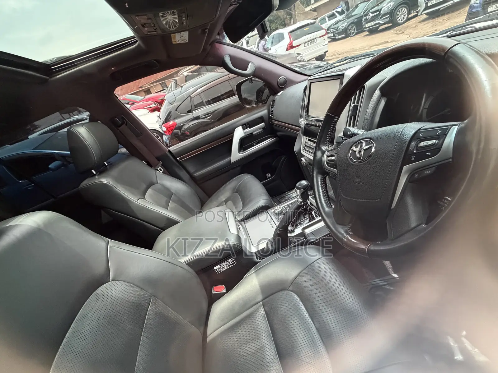 Toyota Land Cruiser 2018 White