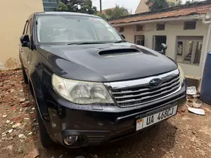 Subaru Forester 2011 Gray
