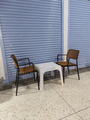 2people Plastic Table and Chairs Set for Bars and Coffee