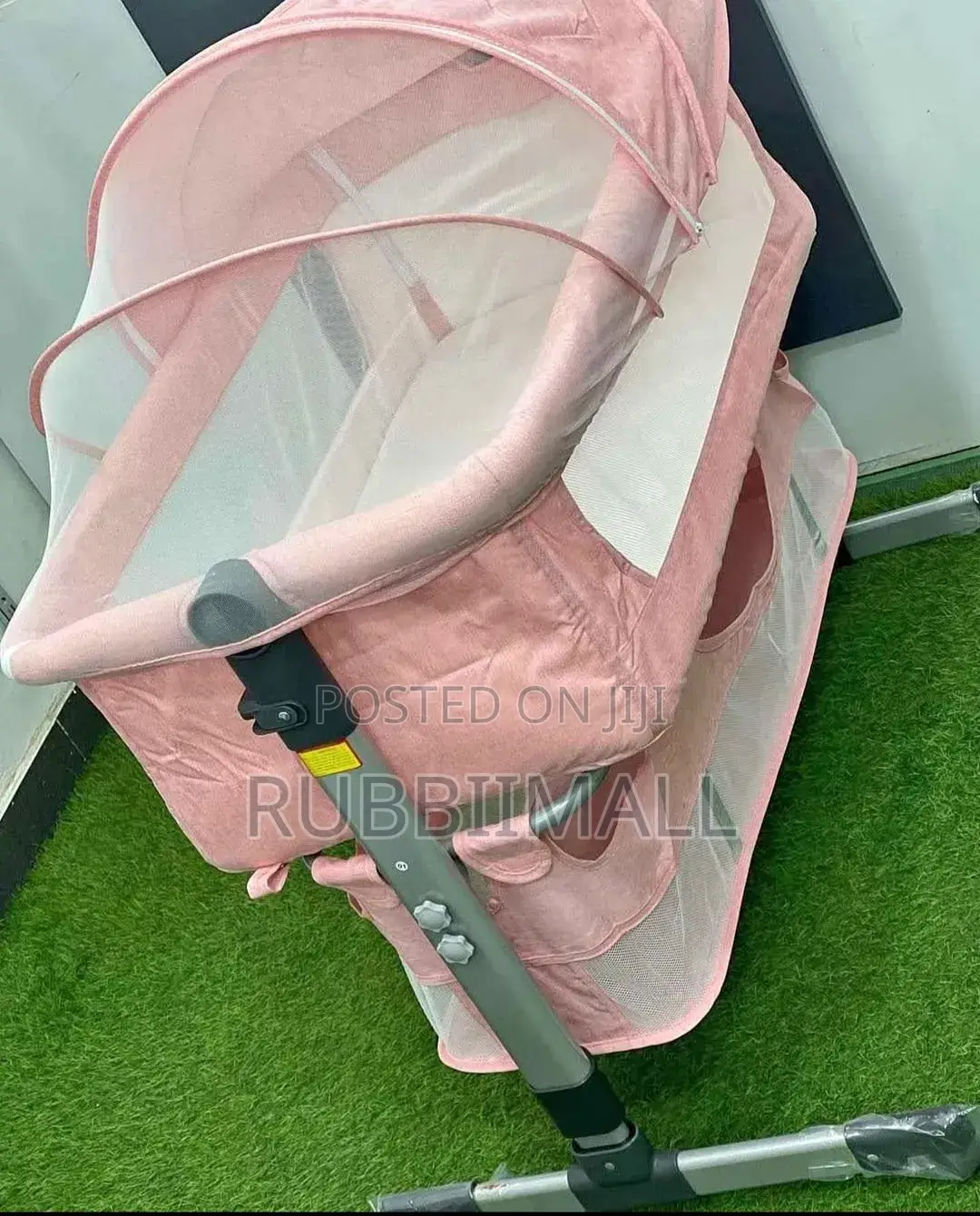 Bed Side Baby Crib / Cot