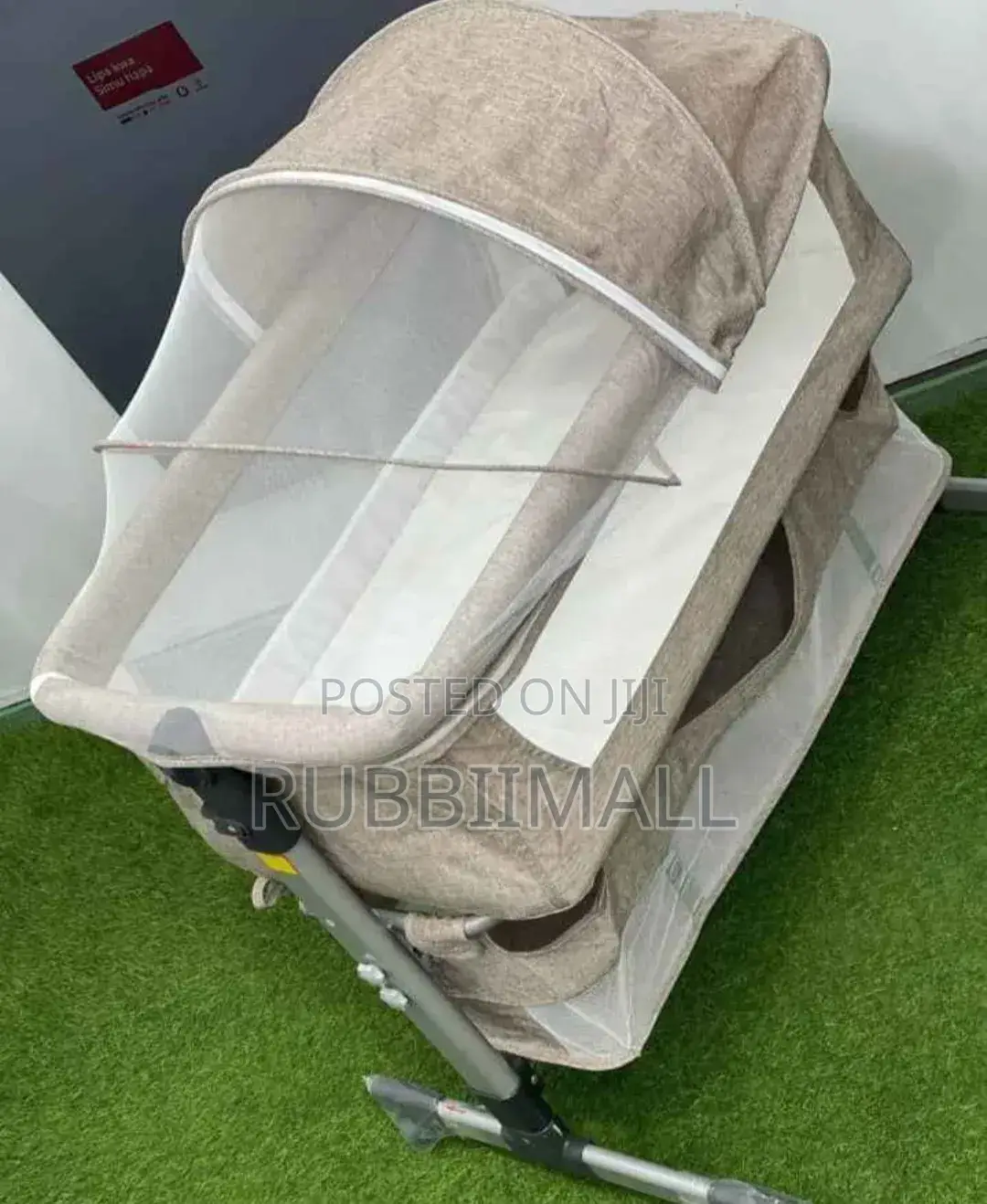 Bed Side Baby Crib / Cot