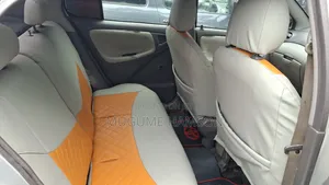 Toyota Platz 2002 Silver