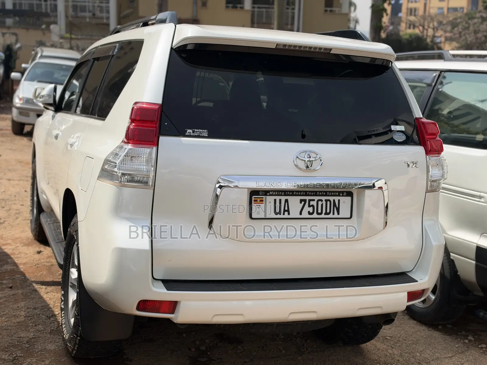 Toyota Land Cruiser Prado 2010 White