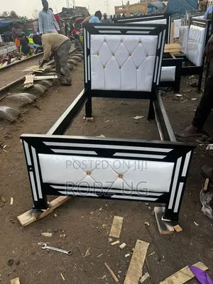 3*6 Leather Bed
