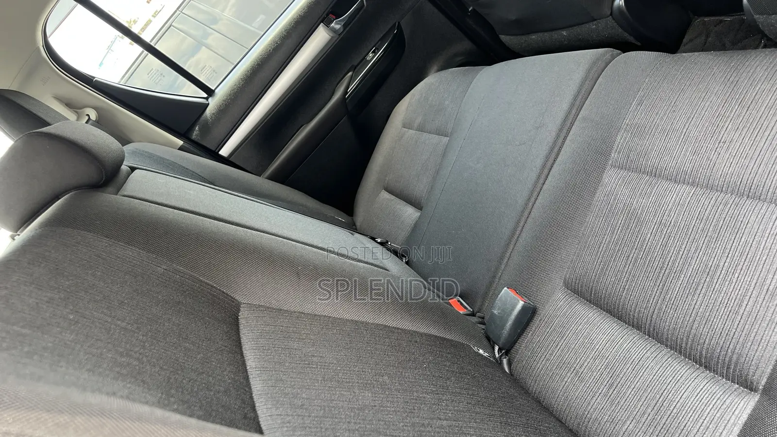 Toyota Hilux 2022 Green