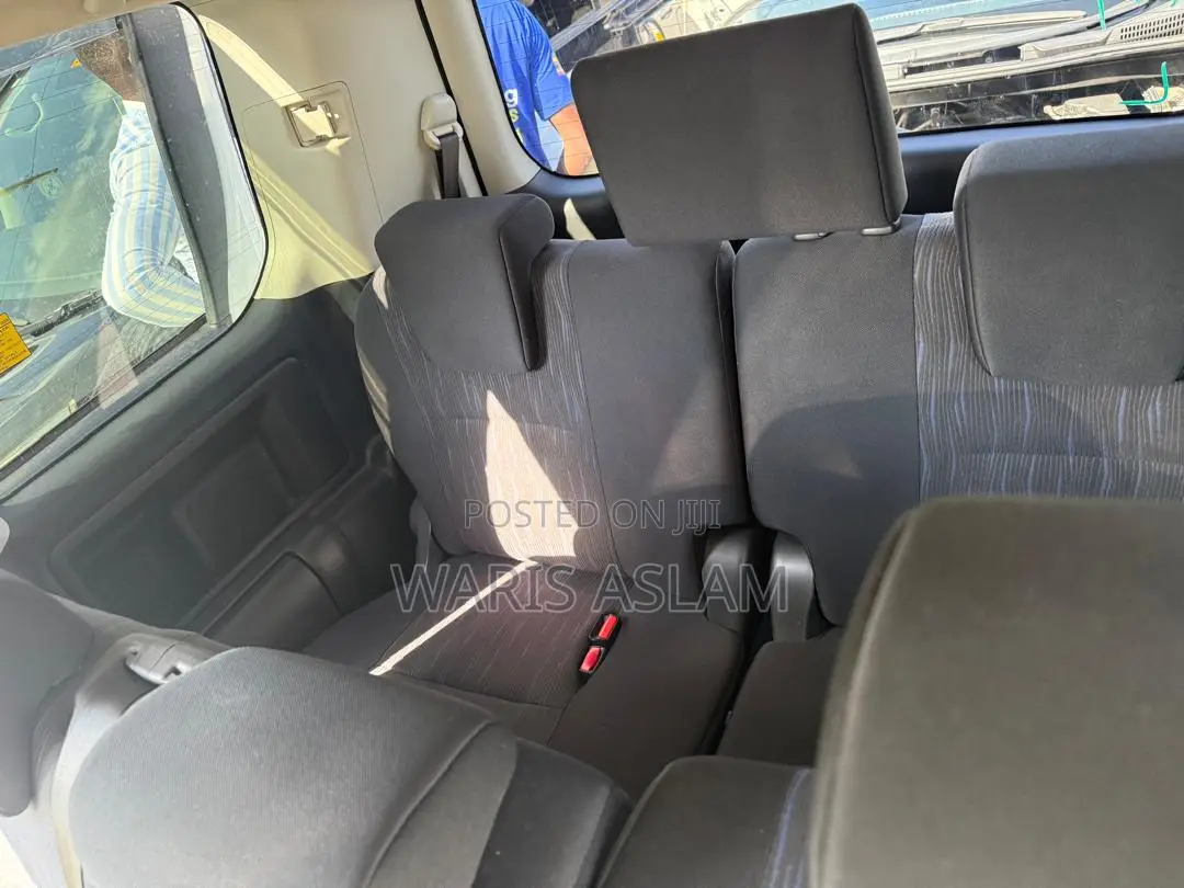 Toyota Noah 2013 White