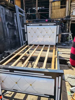 Comfortable Bed 4*6