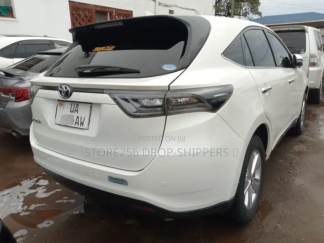 Toyota Harrier 2.0 2015 White