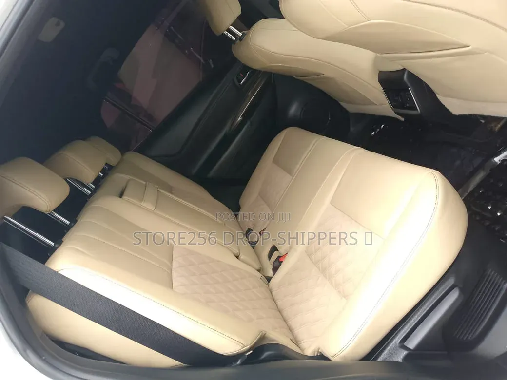 Toyota Harrier 2.0 2015 White
