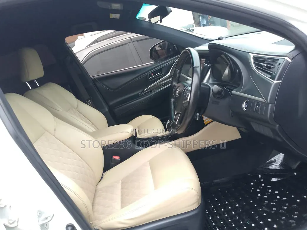 Toyota Harrier 2.0 2015 White