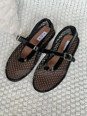 Elegant Net Closed Ladies’ Shoes