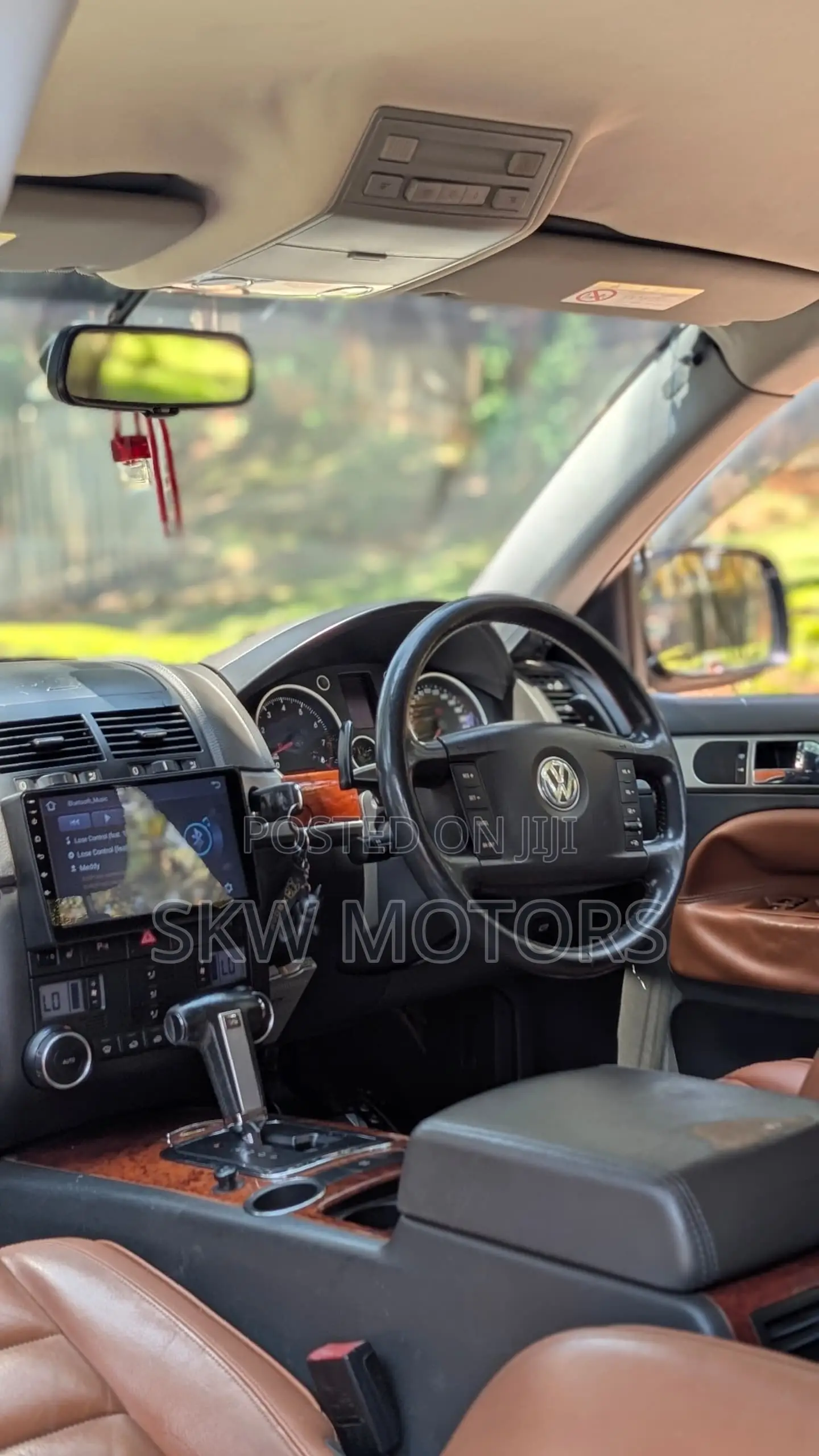 Volkswagen Touareg 2011 Black