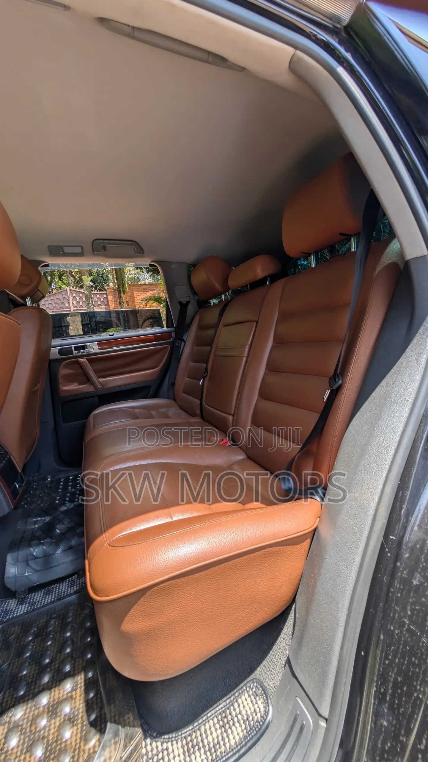 Volkswagen Touareg 2011 Black
