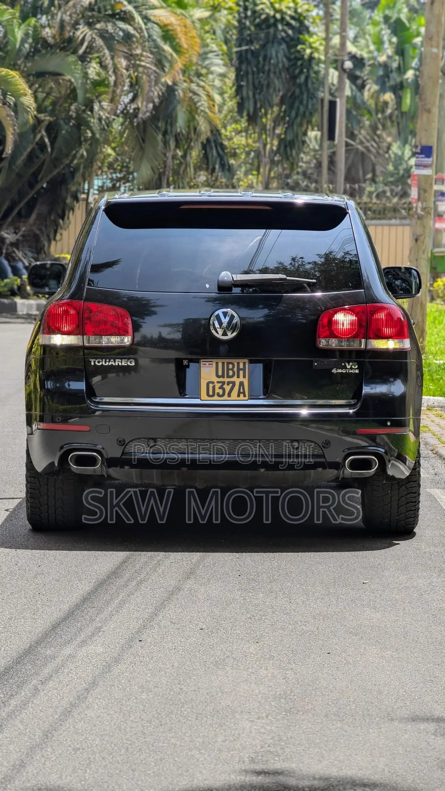 Volkswagen Touareg 2011 Black