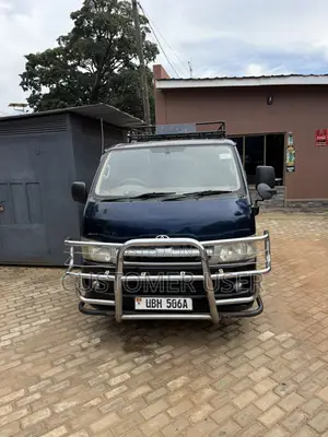 Toyota HiAce 2007 Blue