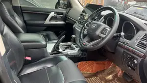 Toyota Land Cruiser 2013 Black