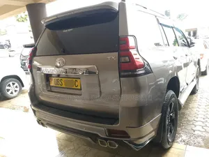 Toyota Land Cruiser Prado 3.0 D-4D (190 Hp) 7 seats 2016 Black