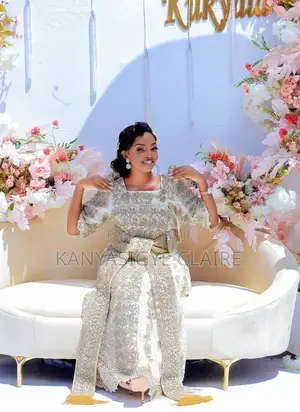 Introduction Decor