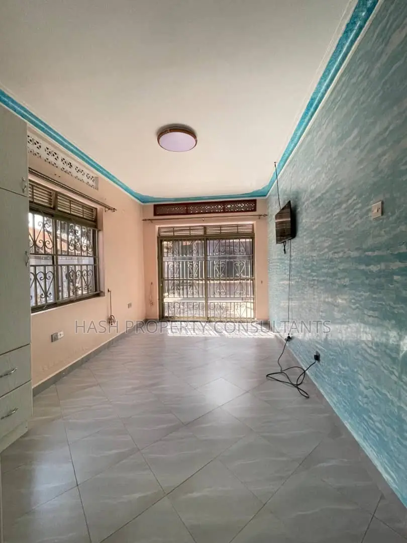 4bdrm House in Ptc, Makindye for sale