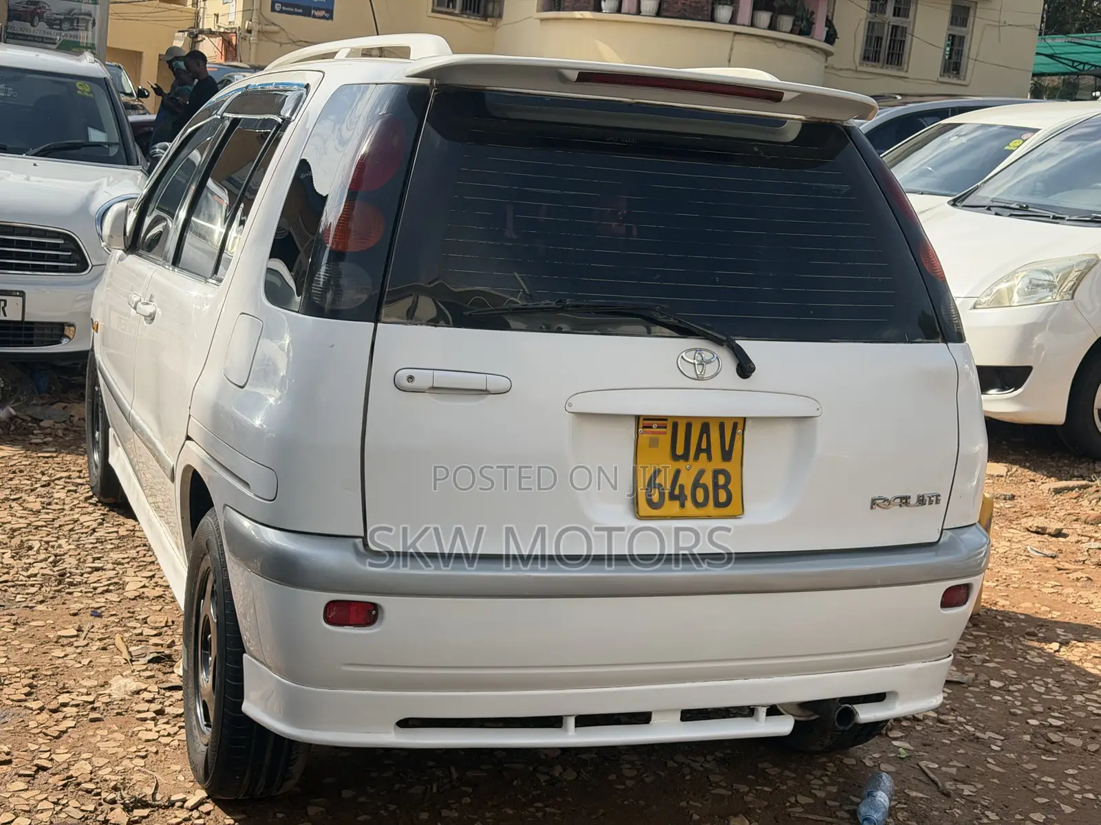 Toyota Raum 1999 White