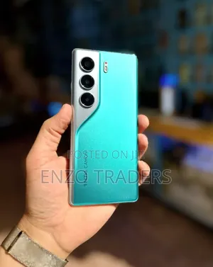 New Tecno Camon 40 Pro 5G 256 GB Green