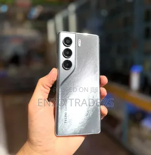 New Tecno Camon 40 Pro 5G 256 GB Silver