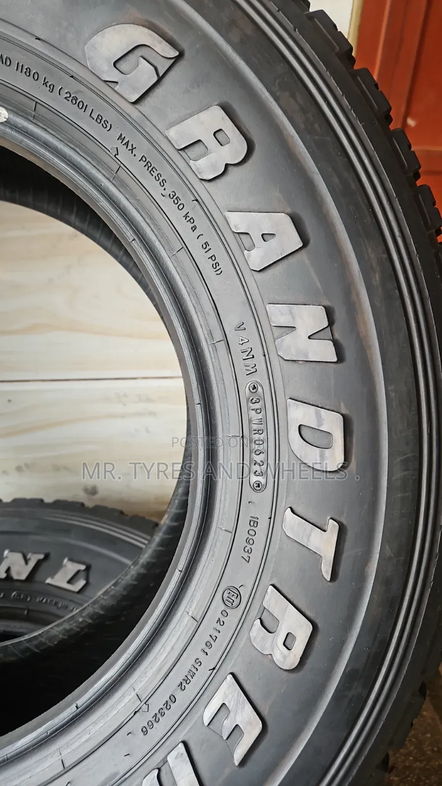 275/70r16 Dunlop Grandtrek Tyres