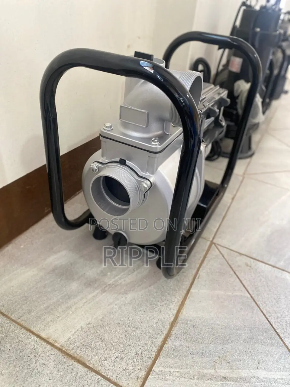 1500W Solar Surface Water Pump 19m Head 43,000l/H
