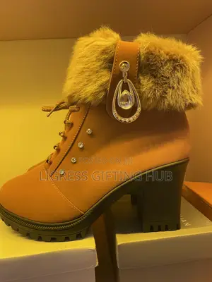 Camel Fur-Lined Chunky Heels Ankle Boot