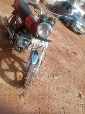 Bajaj Boxer 2017 Red