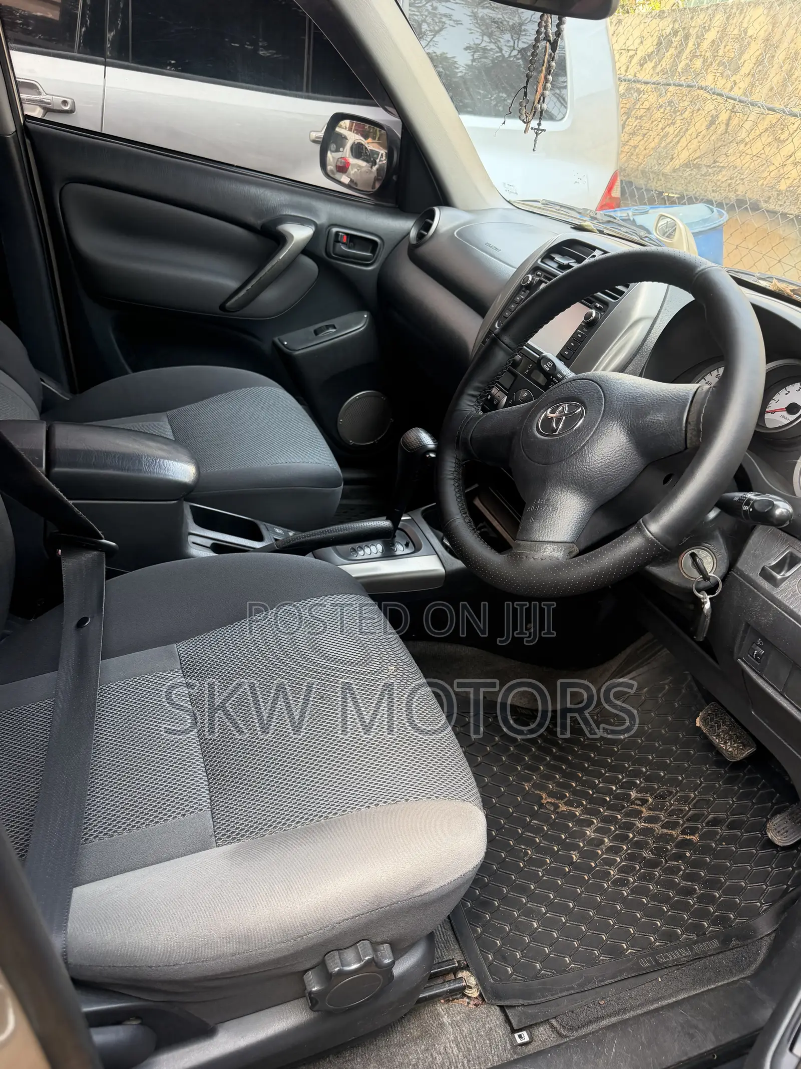 Toyota RAV4 Automatic 2003 Silver