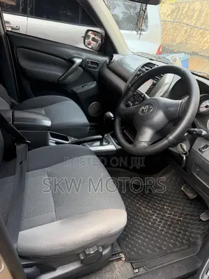 Toyota RAV4 Automatic 2003 Silver