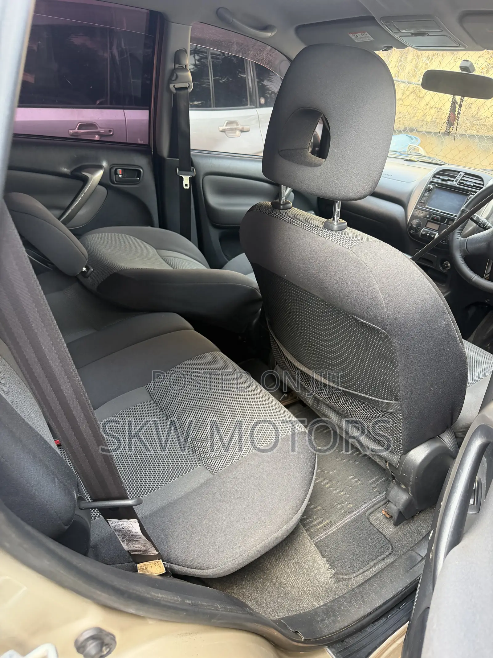 Toyota RAV4 Automatic 2003 Silver
