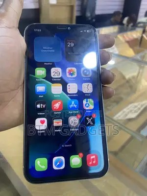 Apple iPhone 11 64 GB White