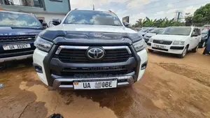 Toyota Hilux Revo Double Cab Deisel 2.8 AWD 2020 White