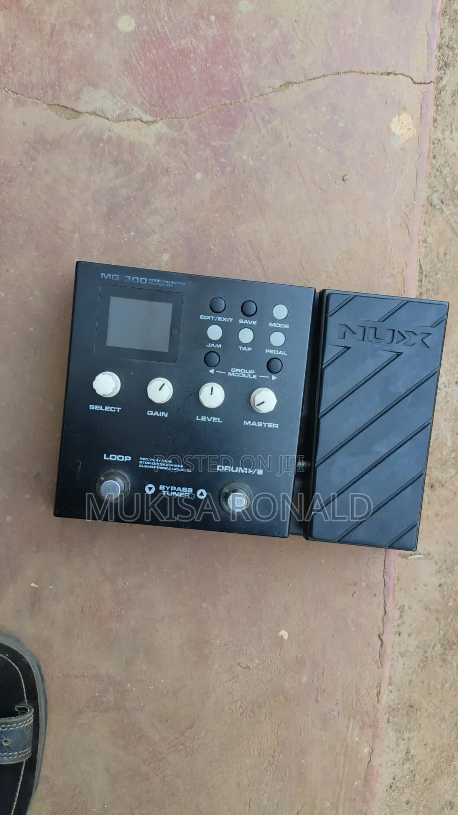 Nux MG300 Guitar Pedal