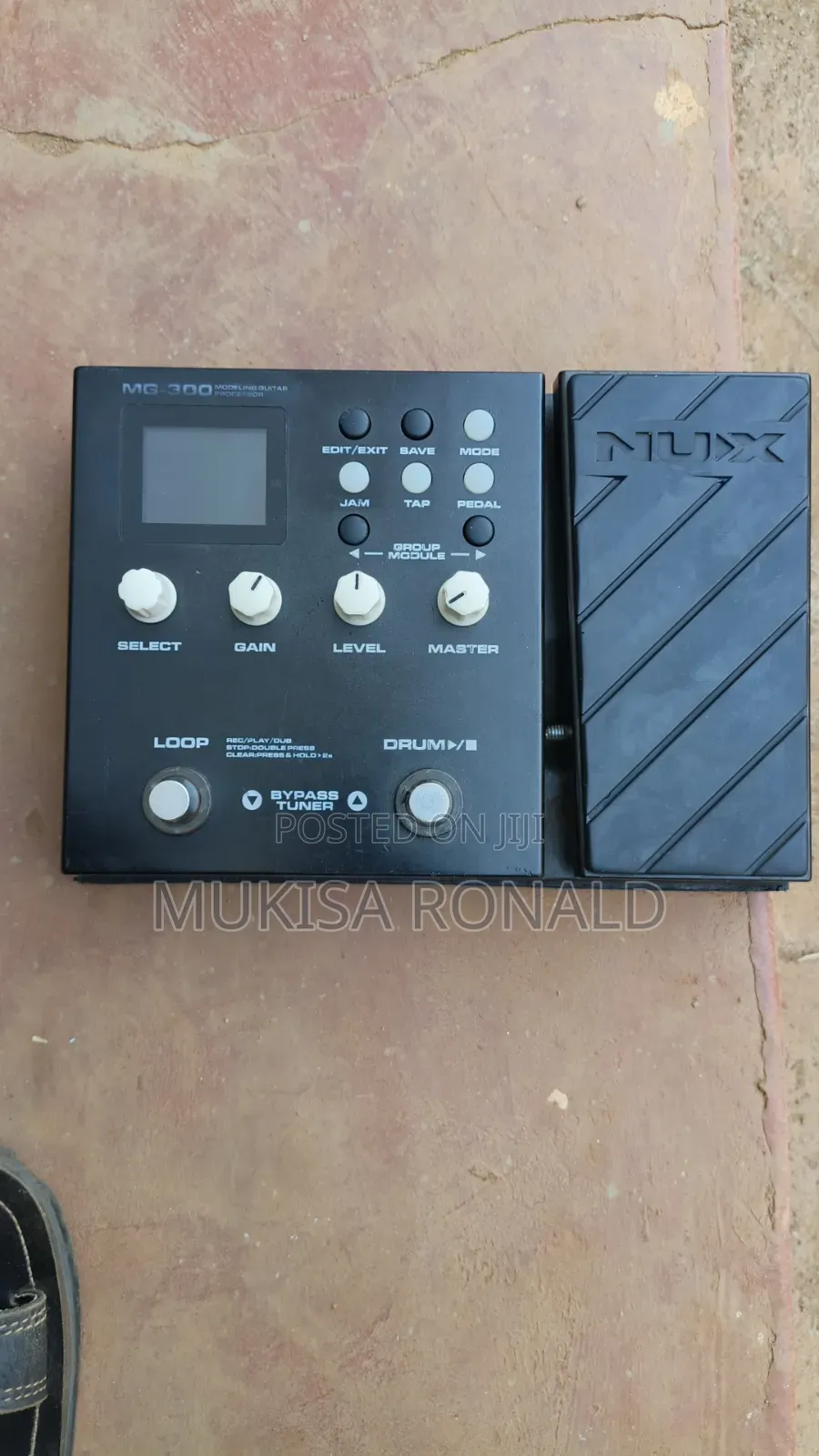Nux MG300 Guitar Pedal