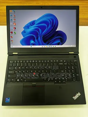 Laptop Lenovo ThinkPad P1 Gen4 16GB Intel Core i7 SSD 512GB