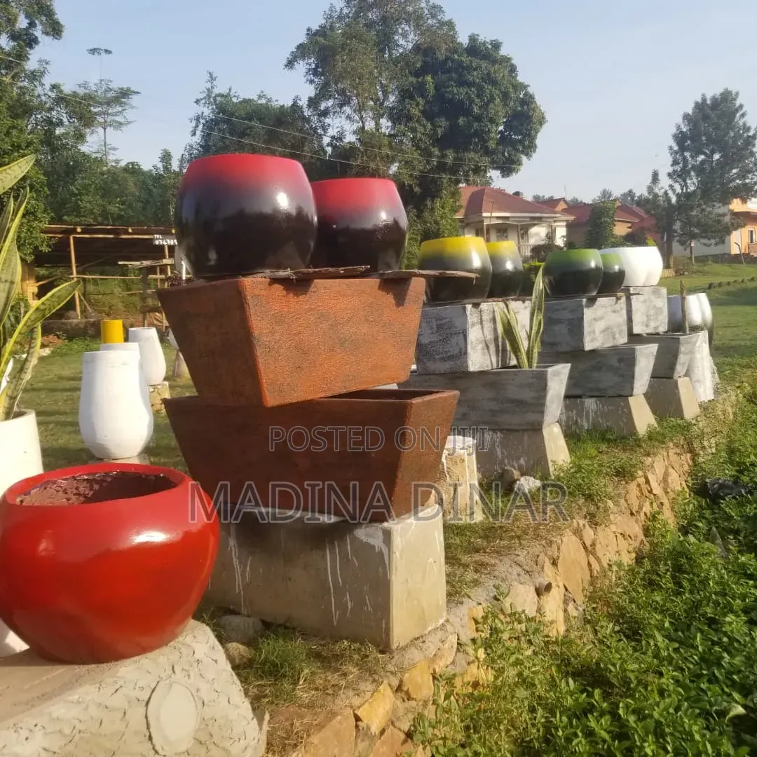 Smooth Flower Pots