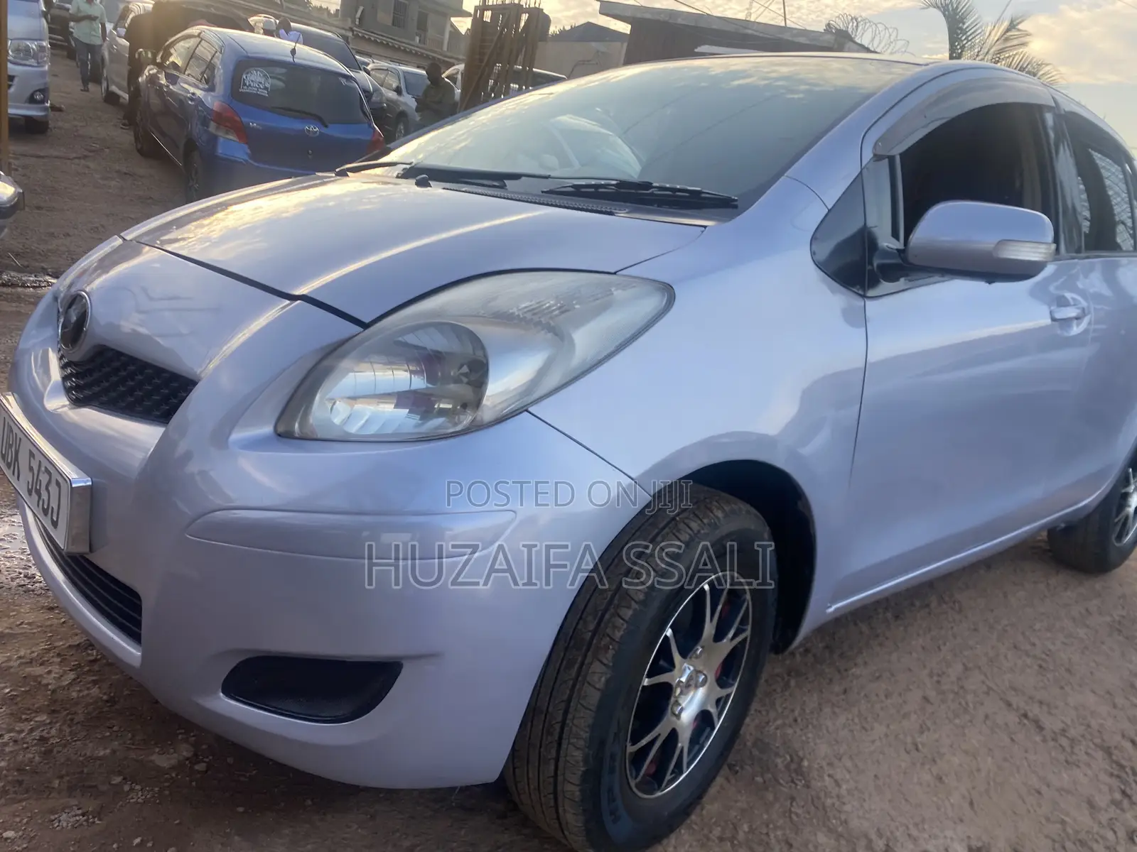 Toyota Vitz 2009 Blue