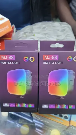 MJ-88 RGB Fill Light