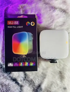 MJ-88 RGB Fill Light