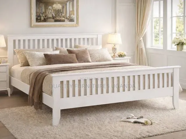 5x6 White Striped Bed