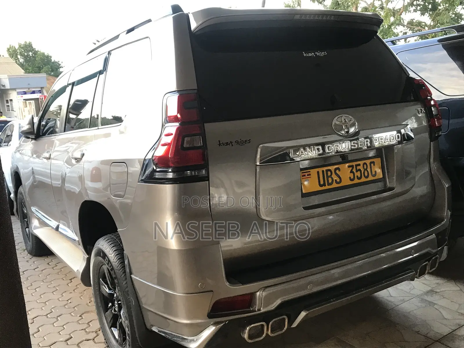 Toyota Land Cruiser Prado 2015 Gray