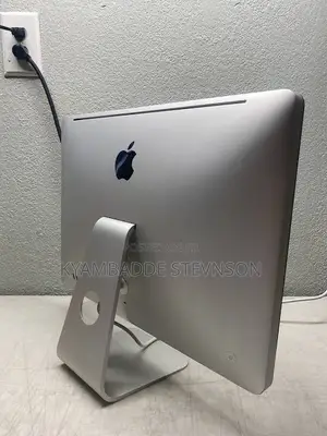 Desktop Computer Apple iMac 8GB Intel Core i5 HDD 500GB