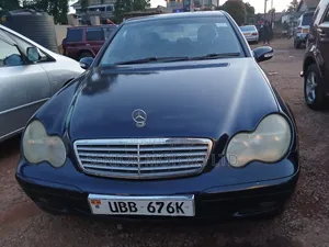Mercedes-Benz C180 2004 Black