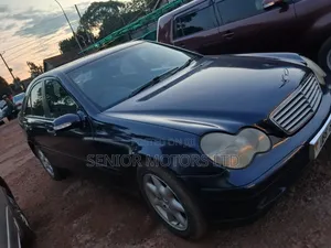 Mercedes-Benz C180 2004 Black