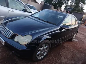 Mercedes-Benz C180 2004 Black