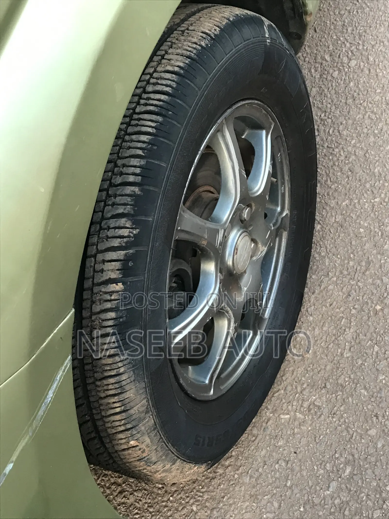 Toyota ISIS 2007 Green